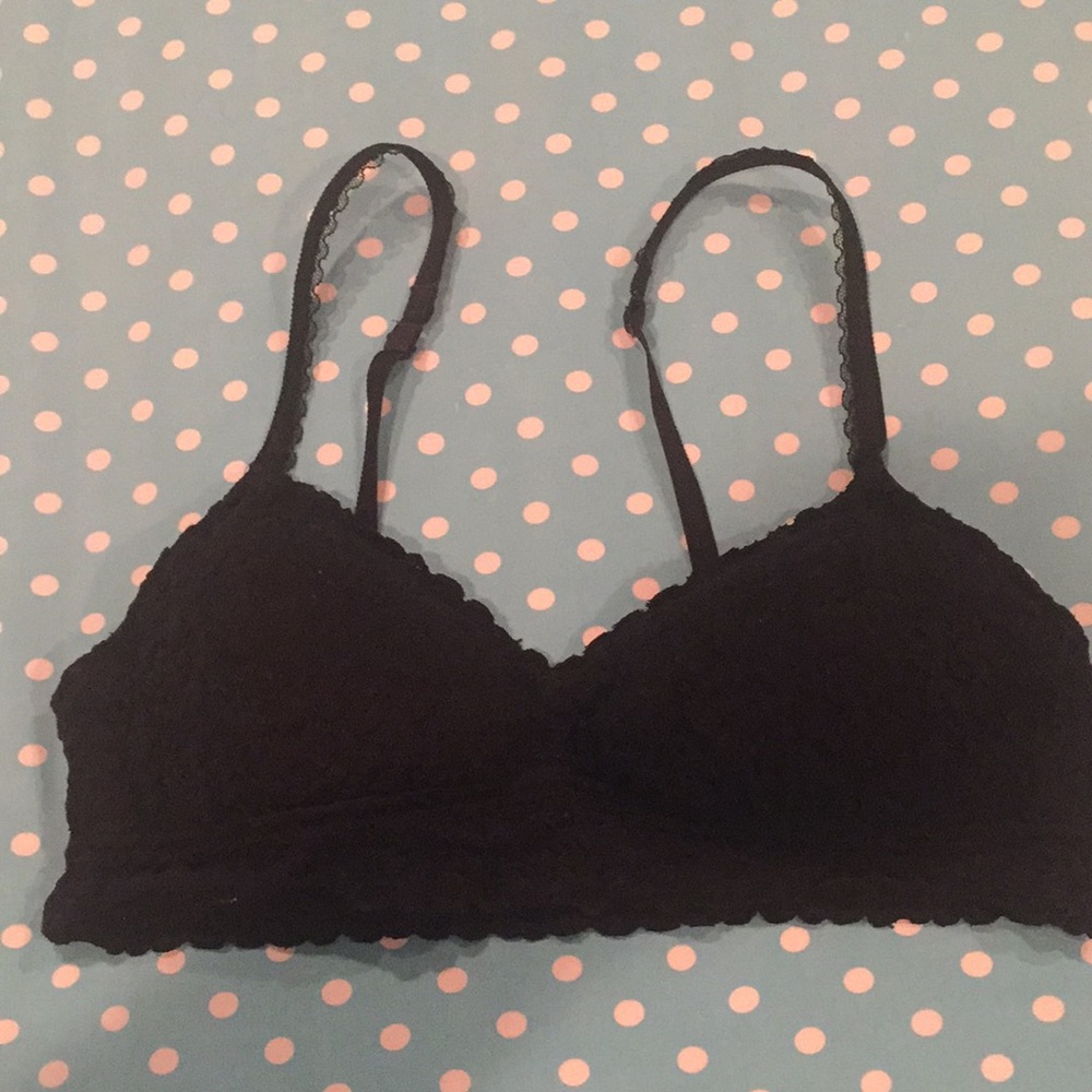 AERIE BLACK LACE BRALETTE